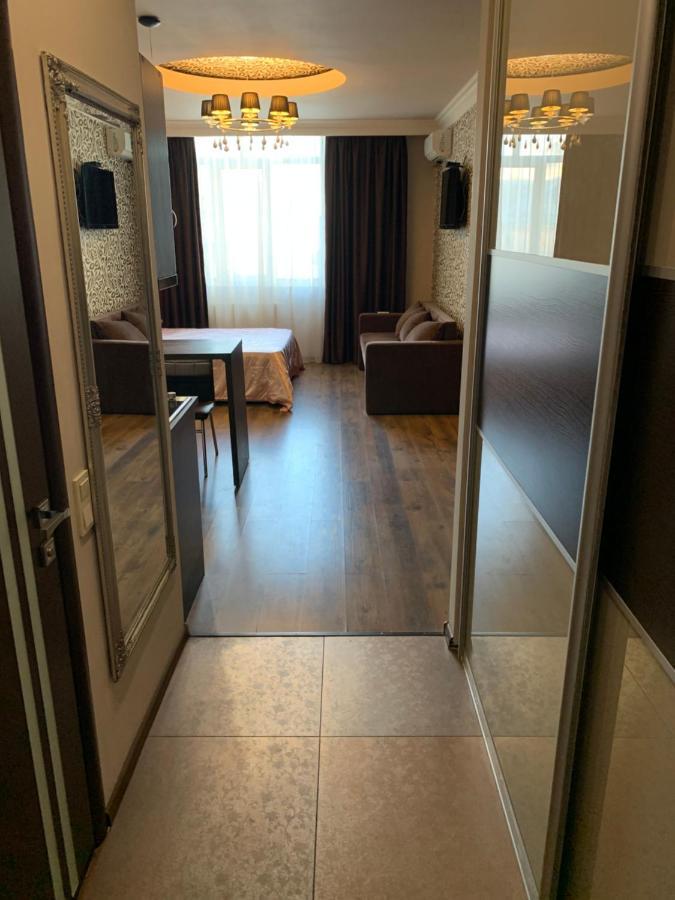 Apartment Elegant เคียฟ ภายนอก รูปภาพ